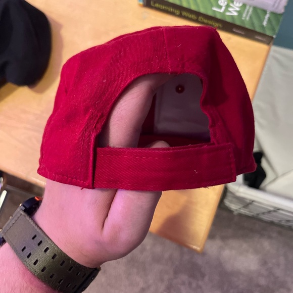 ©️George Scarlet Red Baseball Cap NWOT - Picture 3 of 3